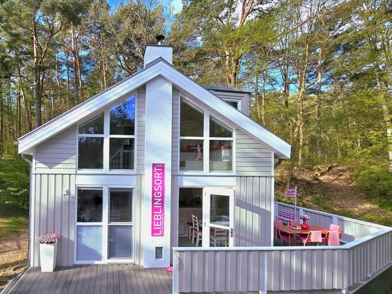 Thüringerin errichtet Barbie-Paradies – „Konsequent anders“