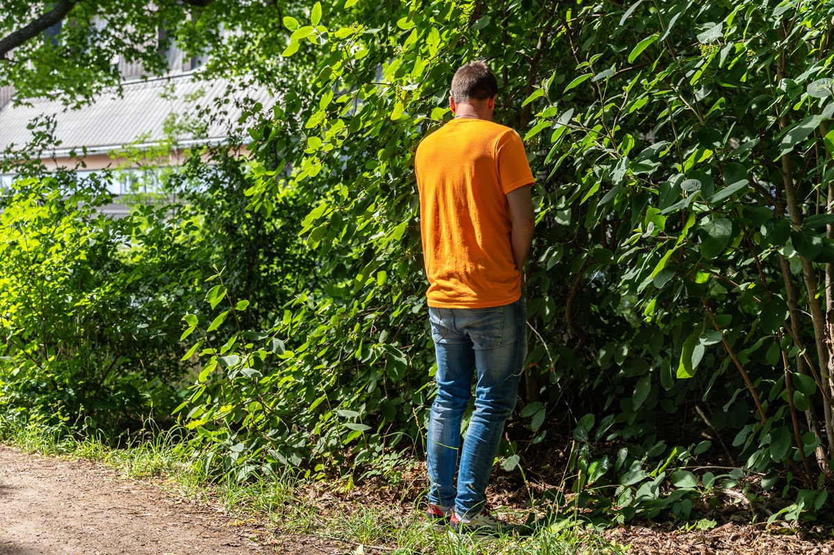 Wildpinkeln ist in Leipzig richtig teuer. (Symbolbild)