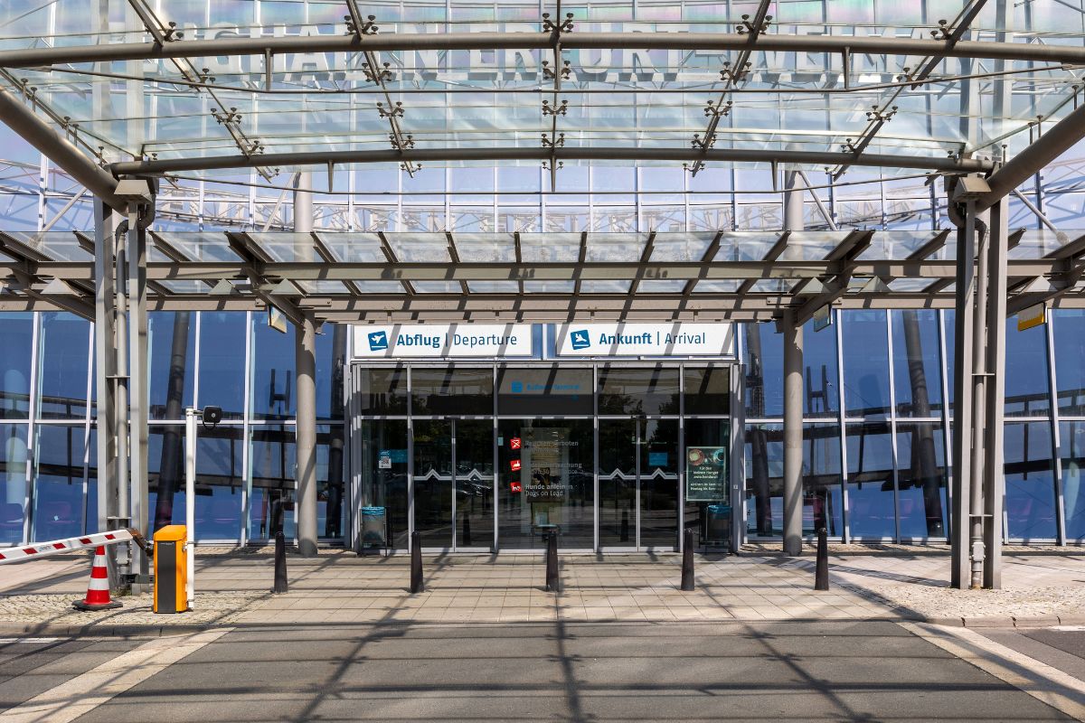 Urlauberin-will-nach-Mallorca-schon-am-Flughafen-Erfurt-kommt-sie-ordentlich-ins-Schwitzen