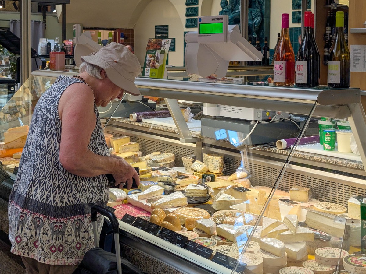 Käse von Aldi, Kaufland und Rewe im Test – jetzt erfahren Kunden das vernichtende Urteil